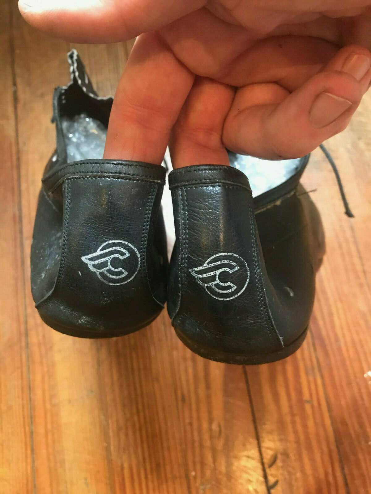 Cinelli leather cycling shoes with M71 cleats in ex. used cond. Vintage Eroica - Fresh Stock Dated December 2025