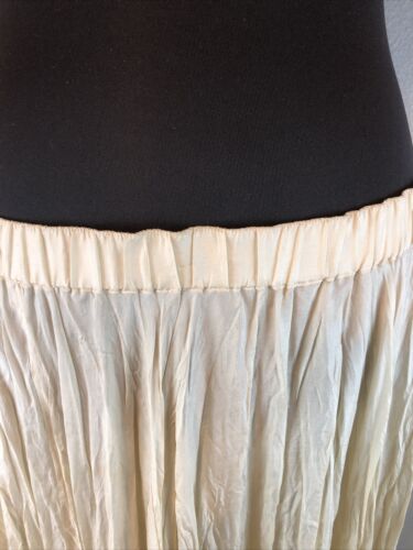 I Magnin Vintage Ivory/Cream Silk Pleated Skirt in Size Medium - Fresh Stock Dated December 2025