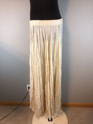 I Magnin Vintage Ivory/Cream Silk Pleated Skirt in Size Medium - Fresh Stock Dated December 2025