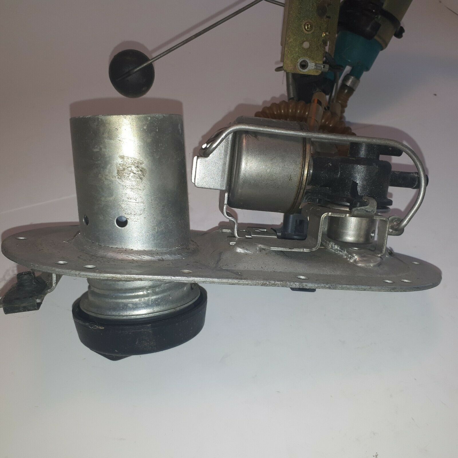 Harley Davidson Fuel Pump FLH Softail - Fresh Stock Dated February 2026