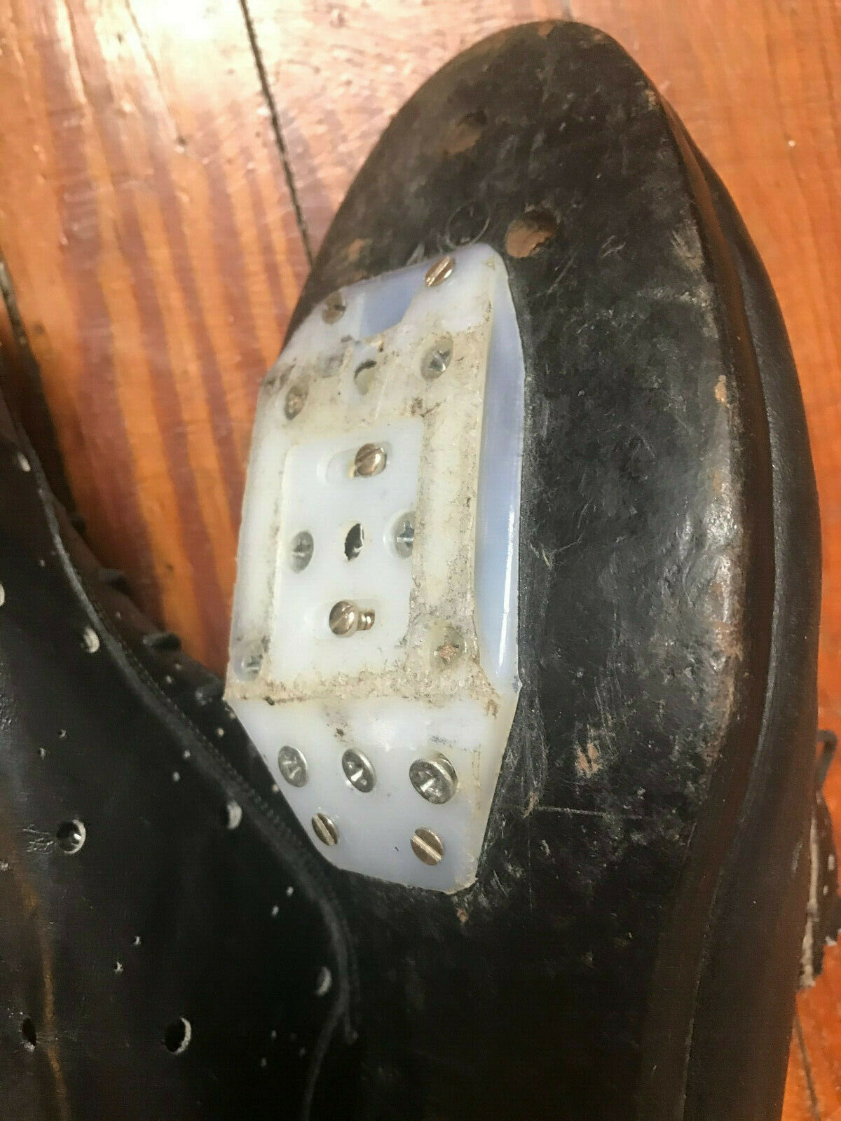 Cinelli leather cycling shoes with M71 cleats in ex. used cond. Vintage Eroica - Fresh Stock Dated December 2025