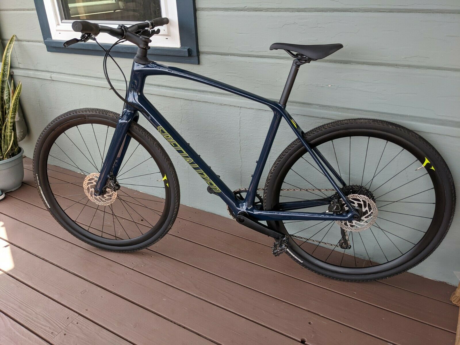 Specialized Sirrus X 5.0 Large - Fresh Stock Dated February 2026