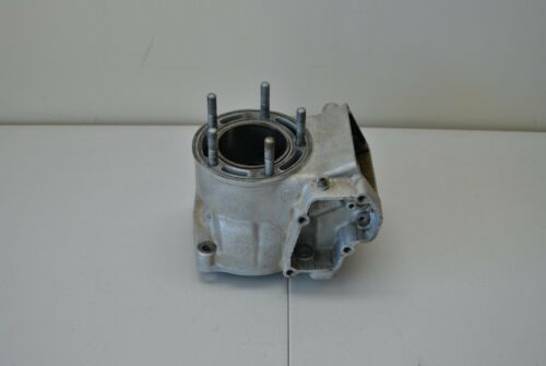 Suzuki RM RM125 04-06 Cylinder 55.8 MM Ported Needs to be bored 11200-36870  168 - Fresh Stock Dated February 2026