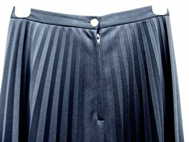 Vintage Miss Shaheen California/Hawaii Black Pleated Double-Knit Skirt Size 6 - Fresh Stock Dated February 2026