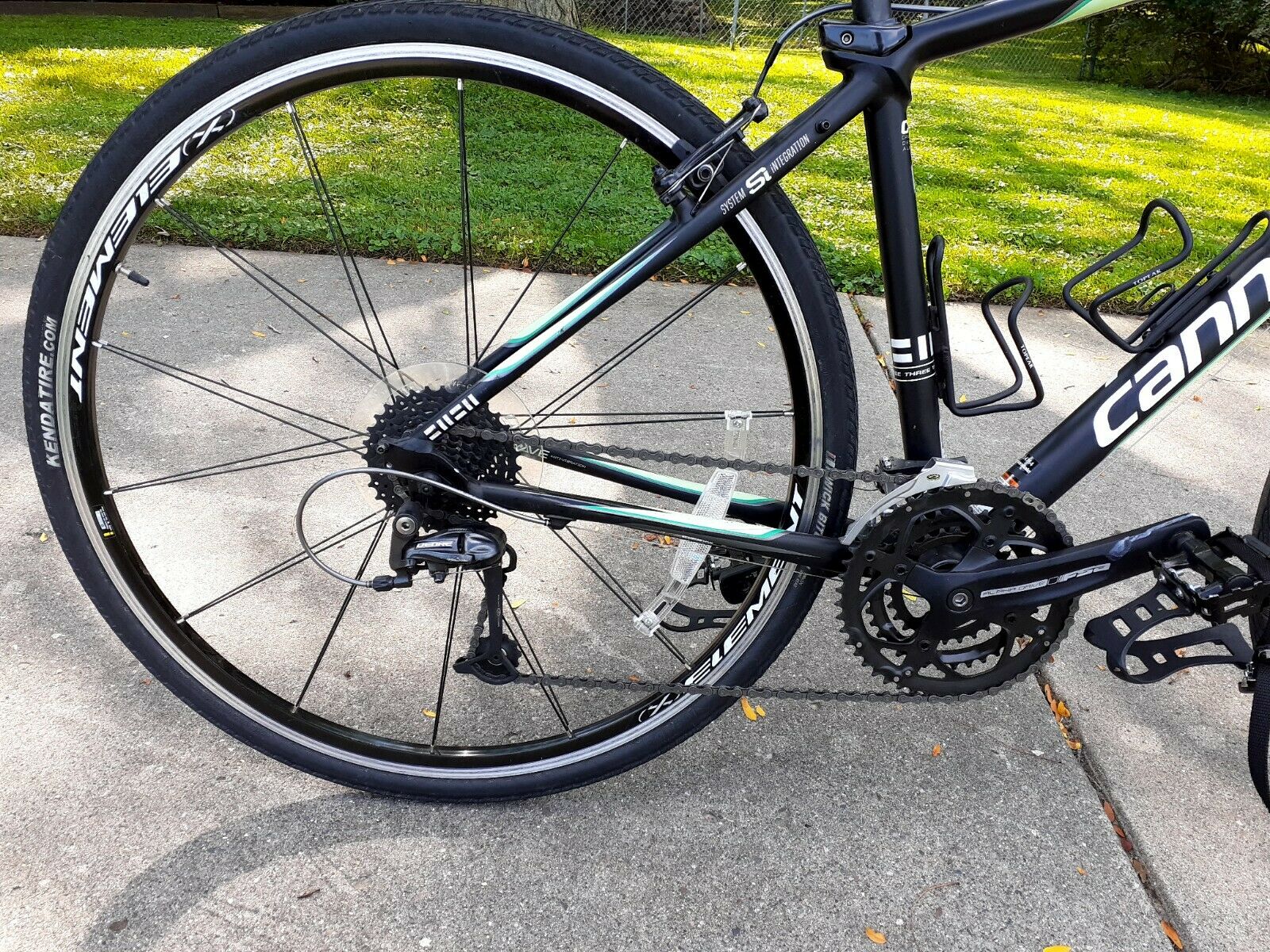 Cannondale Quick 3 Hybrid Urban Bike - Fresh Stock Dated February 2026