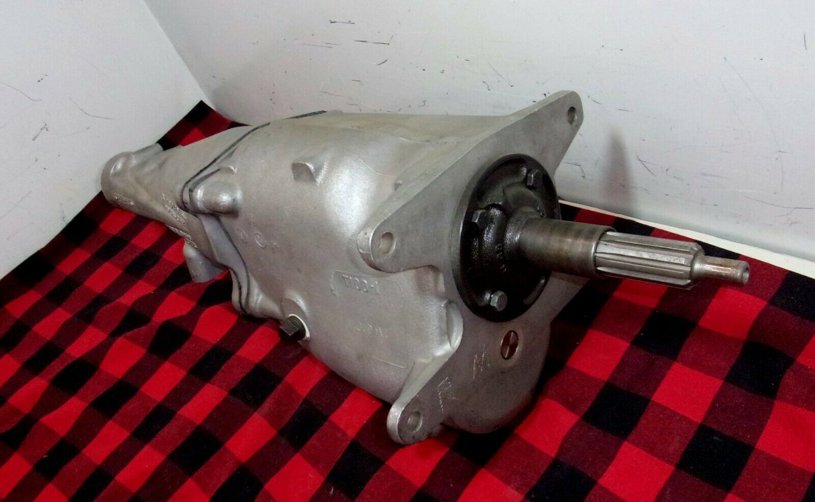 EARLY GM T10 4 SP CLOSE 2.20 PASSENGER CARS 10 x 27  ONE YEAR WARRANTY - Fresh Stock Dated December 2025