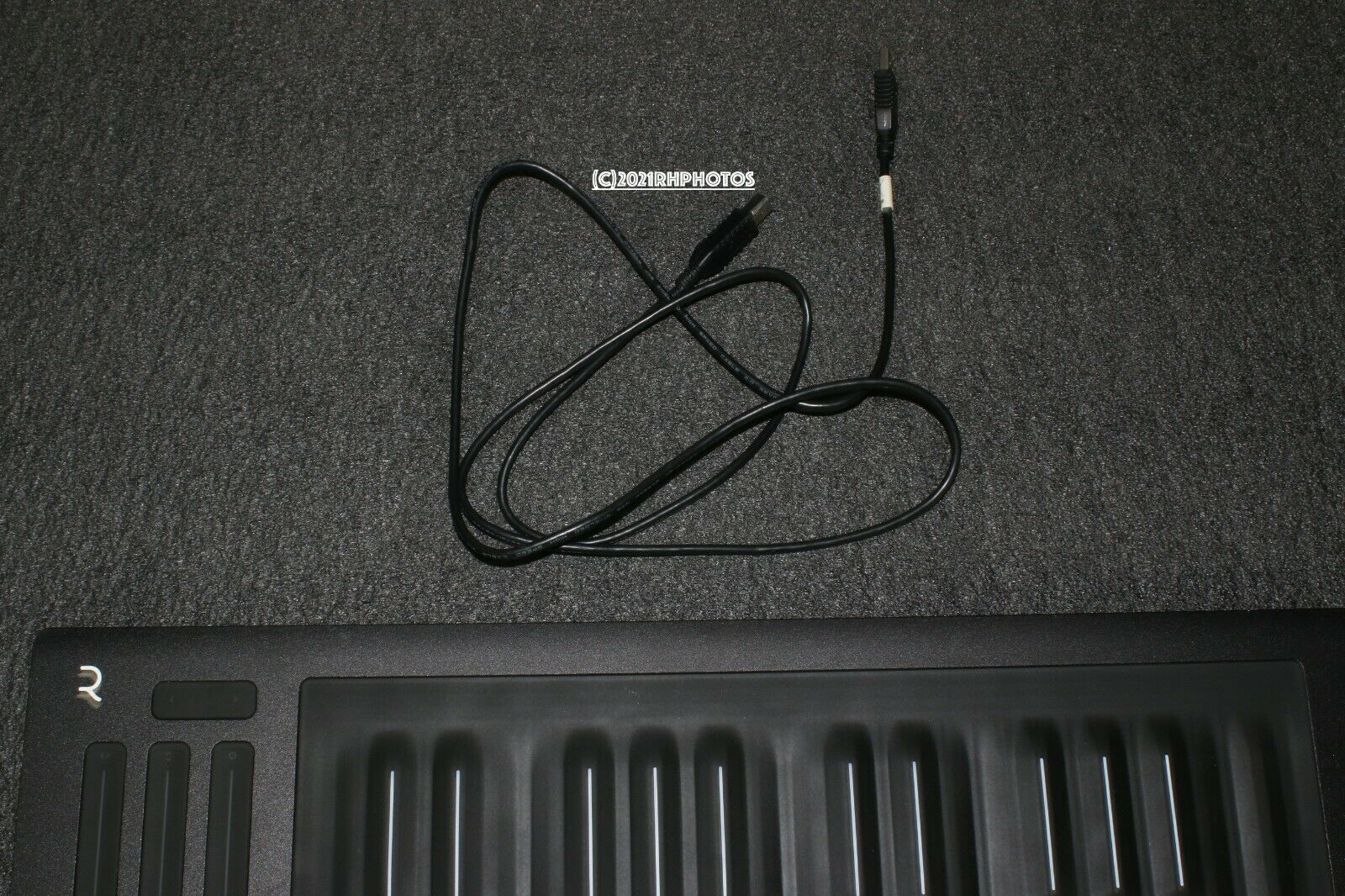 ROLI Seaboard RISE 25 MIDI Keyboard - Fresh Stock Dated February 2026