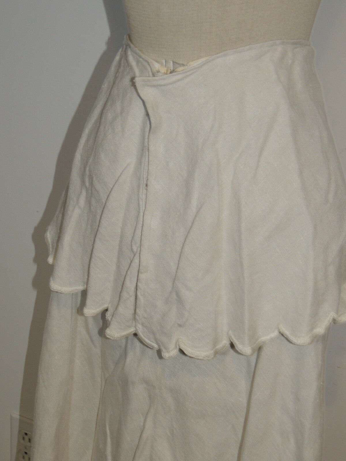 Edwardian Titanic Era Heavy Linen Skirt w Scalloped Peplum Sm w- 23 - 24 - Fresh Stock Dated February 2026