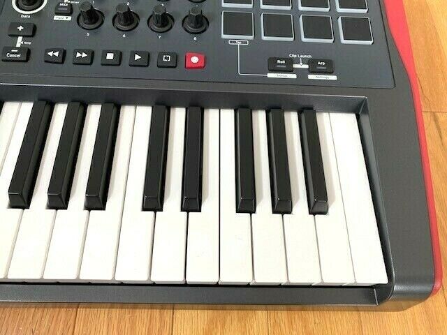 NOVATION IMPULSE 25 USB/MIDI 25-KEY CONTROLLER KEYBOARD, GREAT CONDITION - Fresh Stock Dated February 2026