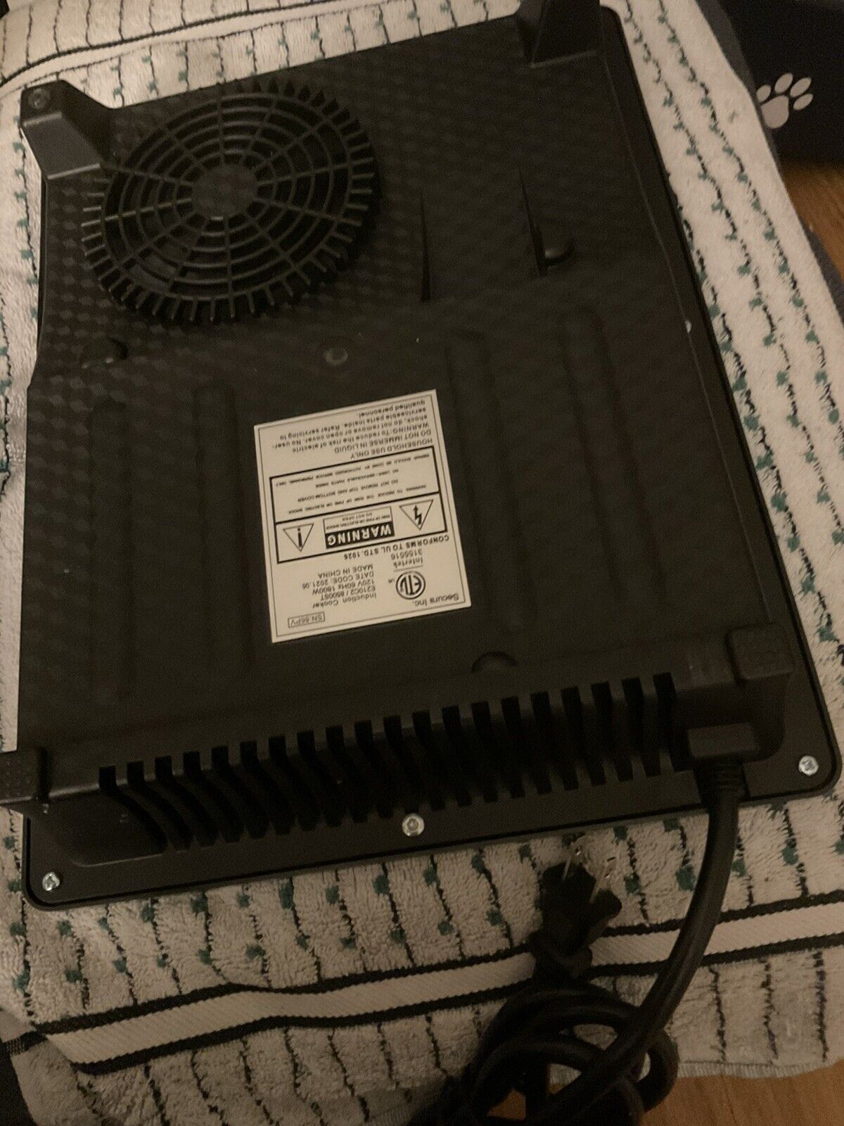 Duxtop 1800W Portable Induction Cooktop Countertop Burner, Model e210c2 - Fresh Stock Dated February 2026