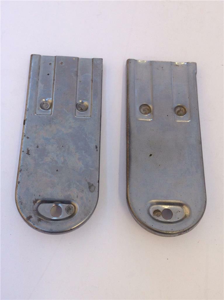 (2) Vintage Warner Glass Paint Safety Scrapers with Single Edge Razor Blade - Fresh Stock Dated February 2026