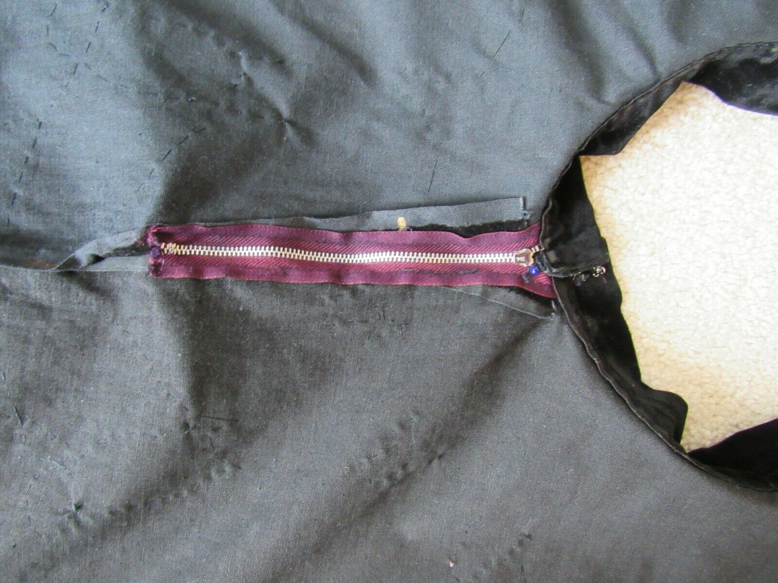 Vintage 1950s Mexican Velvet circle skirt Sequin Hand-painted Eagle Cacti Horses - Fresh Stock Dated December 2025