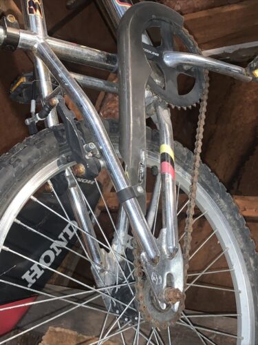 Redline Vintage 320 Boys Bmx Bike For Parts Or Fix Complete Bike - Fresh Stock Dated February 2026