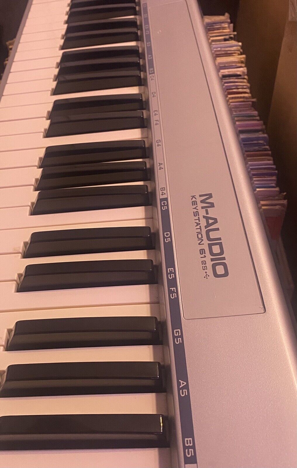 WORKS GREAT! M-Audio Keystation 61es MIDI keyboard - Fresh Stock Dated February 2026