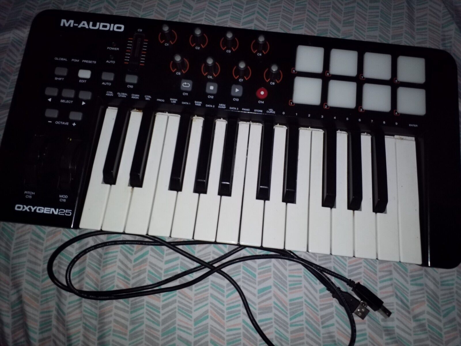 M-Audio Oxygen 25 IV - USB MIDI Keyboard Controller - Fresh Stock Dated February 2026