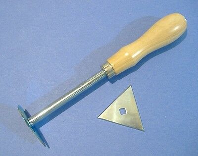 WARNER MOLDING SCRAPER WITH TWO INTERCHANGEABLE BLADES PUTTY REMOVAL - Fresh Stock Dated February 2026