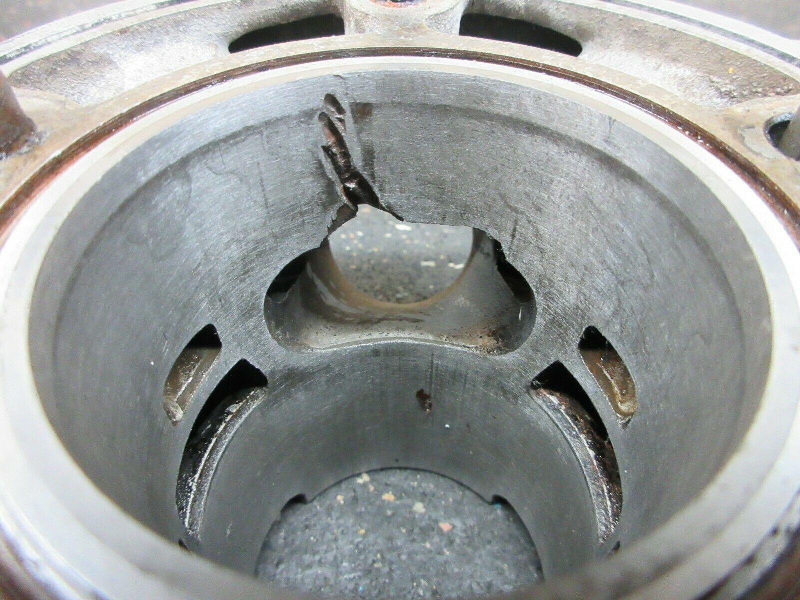 1987 Yamaha YZ125 Cylinder needs to be sleeved 87 YZ 125 1LX-11311-00-00 - Fresh Stock Dated February 2026