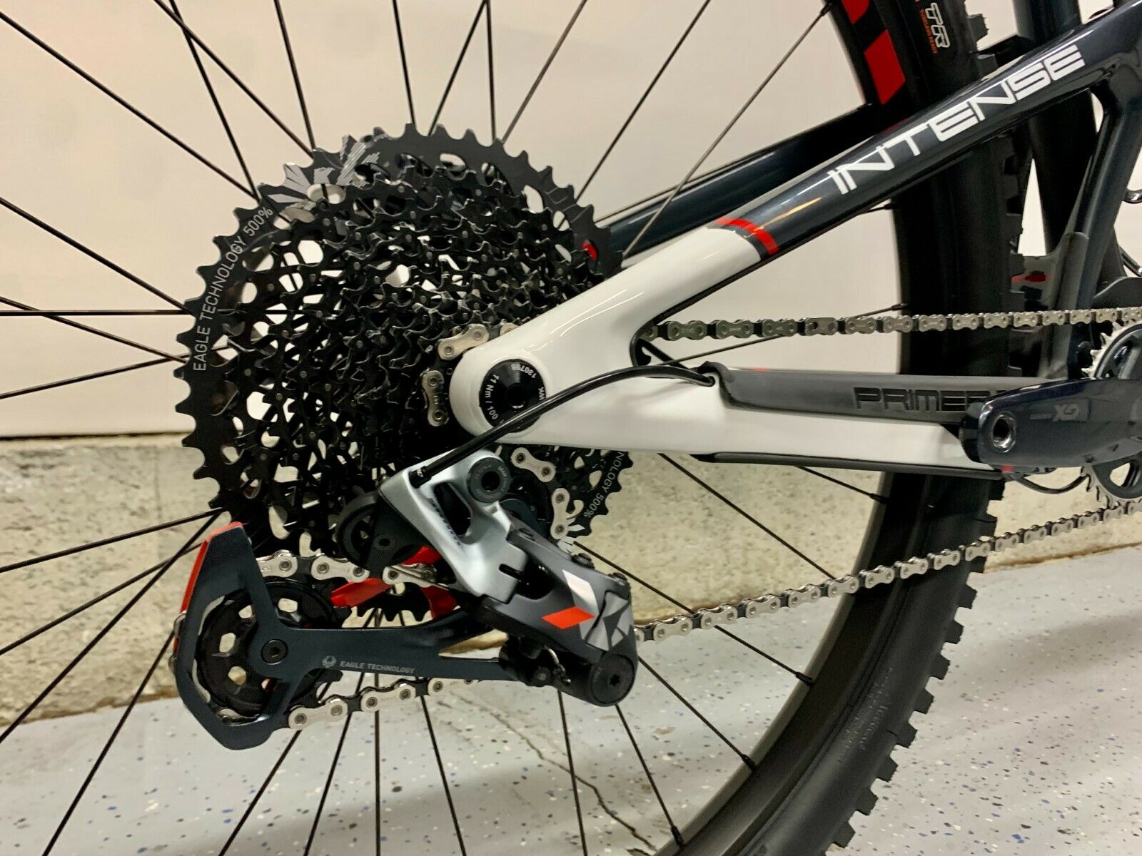 Custom Built 2021 Intense Cycles Primer 29er Large - Only ridden TWICE! - Fresh Stock Dated December 2025