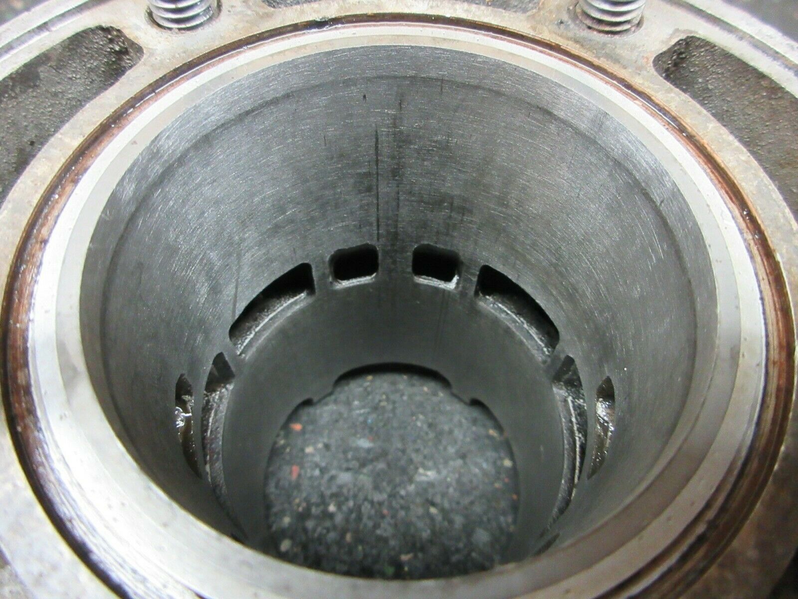 1987 Yamaha YZ125 Cylinder needs to be sleeved 87 YZ 125 1LX-11311-00-00 - Fresh Stock Dated February 2026