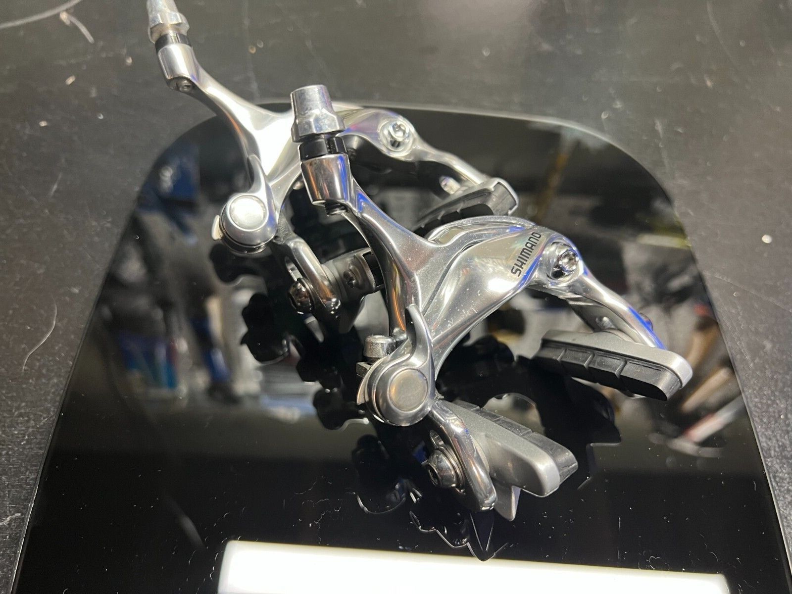 Shimano BR-R560 - Dura Ace, Ultegra, 105 compatible - only 359 grams - AMAZING! - Fresh Stock Dated February 2026