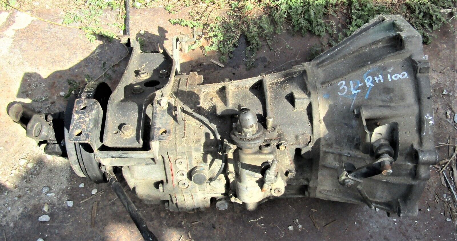 Toyota Hiace LH100 Engine 3L Gearbox 5 Speed Manual used - Fresh Stock Dated February 2026