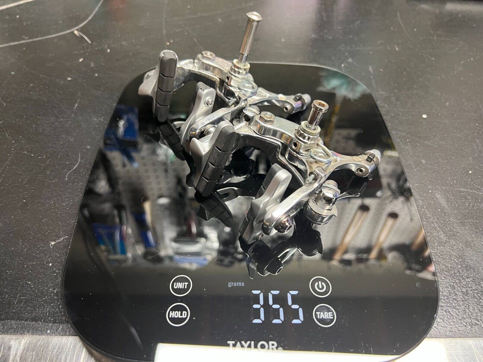 Shimano BR-R560 - Dura Ace, Ultegra, 105 compatible - only 359 grams - AMAZING! - Fresh Stock Dated February 2026