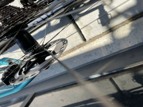 Yeti Arc, Enve M525 - Fresh Stock Dated February 2026