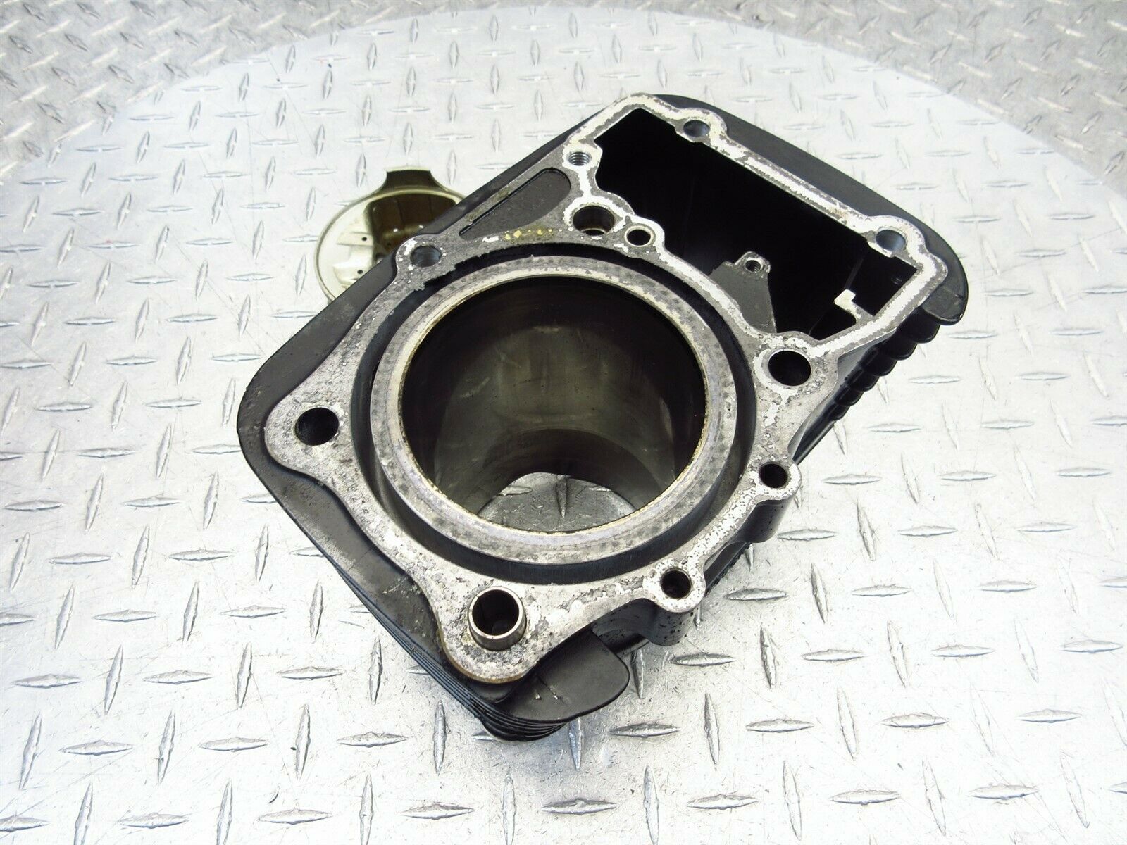 2001 97-04 Suzuki VZ800 Marauder OEM Front Cylinder Barrel Jug Piston - Fresh Stock Dated February 2026