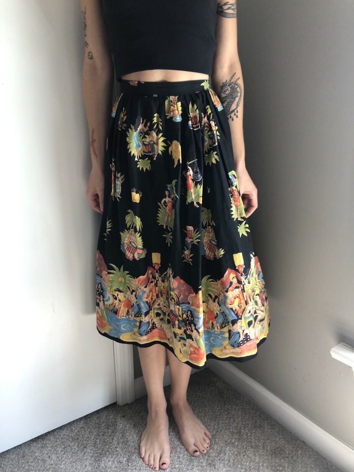 Rare Vintage 50s Novelty Hawaiian Print Circle Skirt Size XXS 22/23 waist - Fresh Stock Dated March 2026