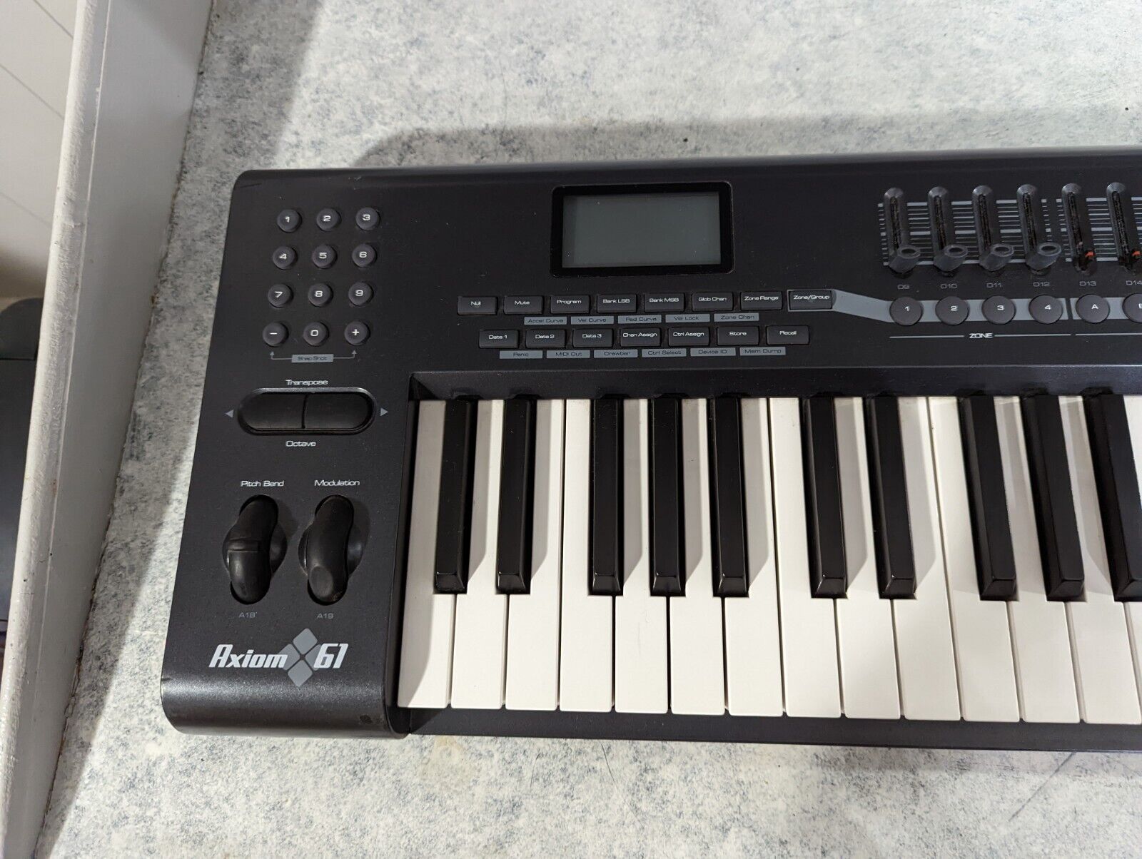 M-AUDIO Axiom 61 MIDI Keyboard Controller w/ Power Adapter and USB Cable TESTED - Fresh Stock Dated February 2026