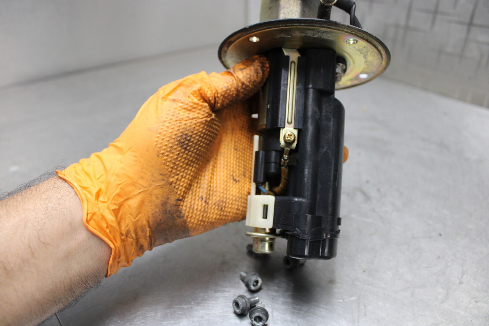 02-03 SUZUKI GSXR750 Fuel Pump - Fresh Stock Dated February 2026