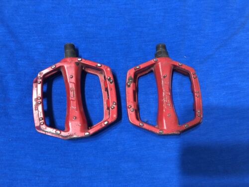 USED RED GT 9/16 PEDALS OLD SCHOOL BMX - Fresh Stock Dated December 2025