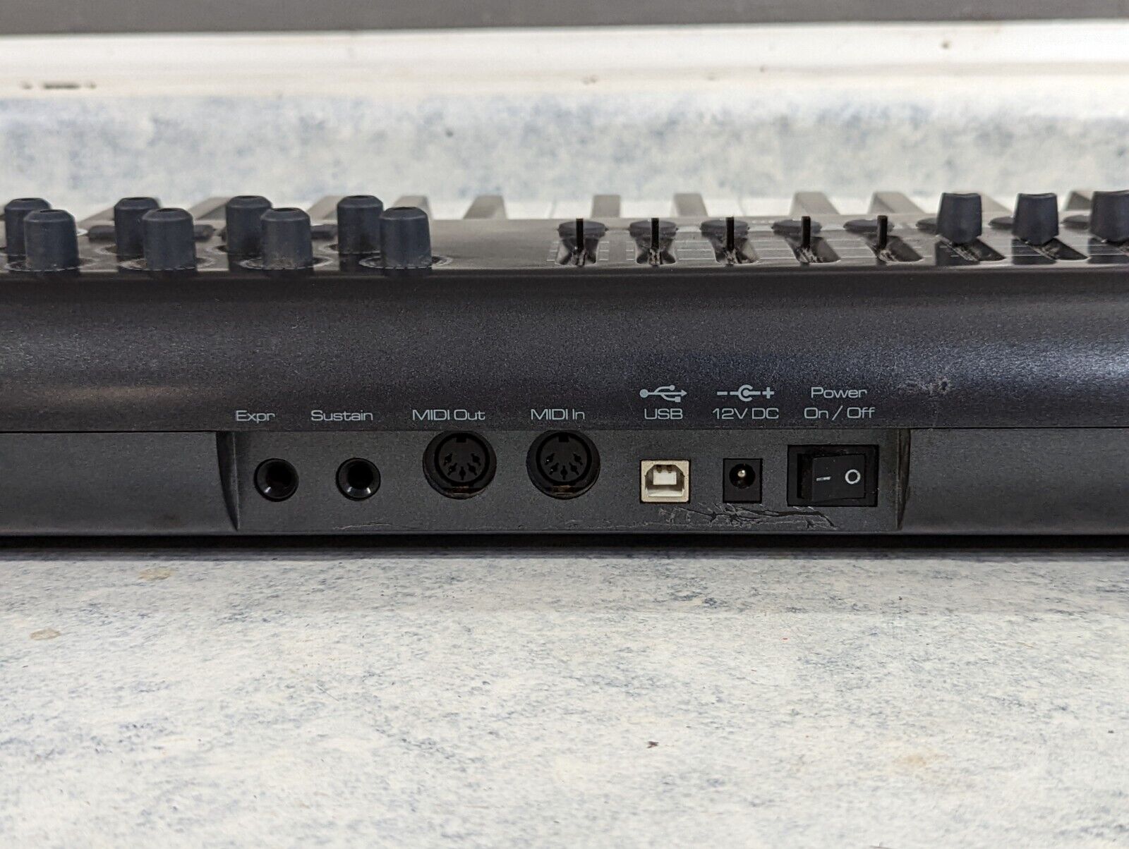 M-AUDIO Axiom 61 MIDI Keyboard Controller w/ Power Adapter and USB Cable TESTED - Fresh Stock Dated February 2026