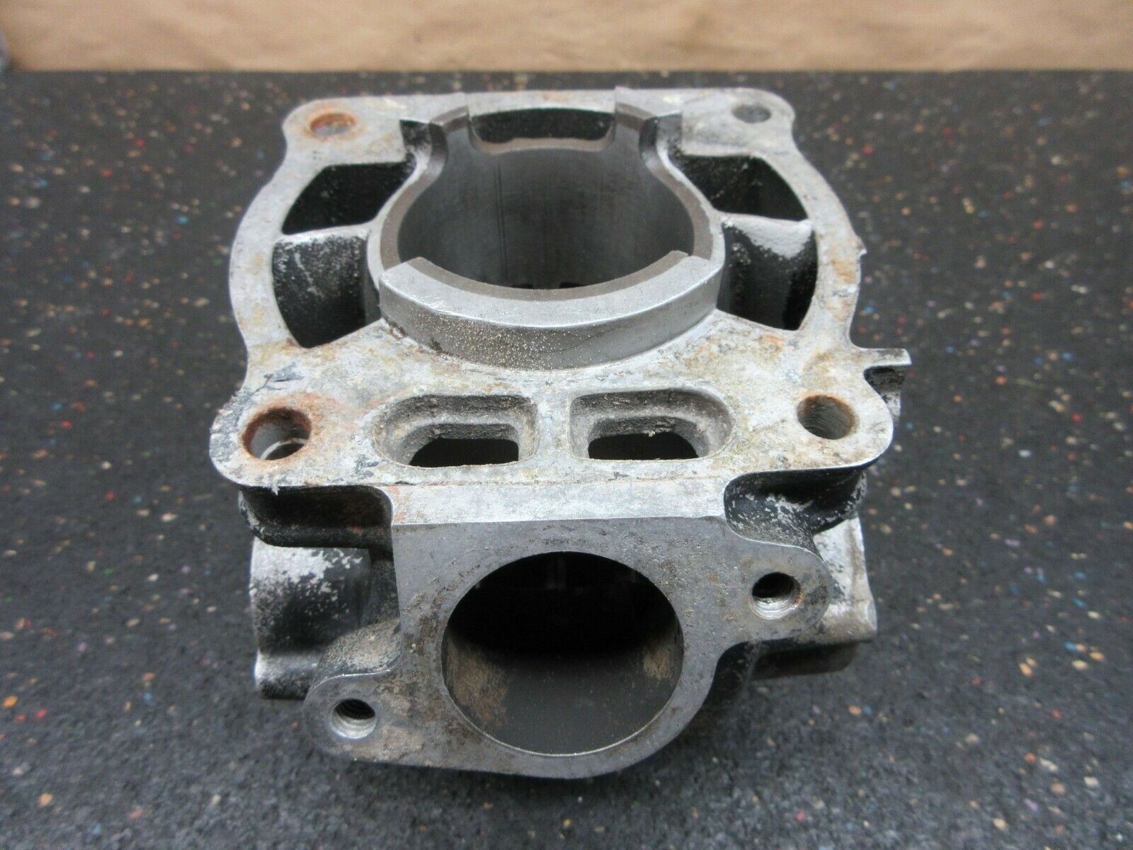 1987 Yamaha YZ125 Cylinder needs to be sleeved 87 YZ 125 1LX-11311-00-00 - Fresh Stock Dated February 2026