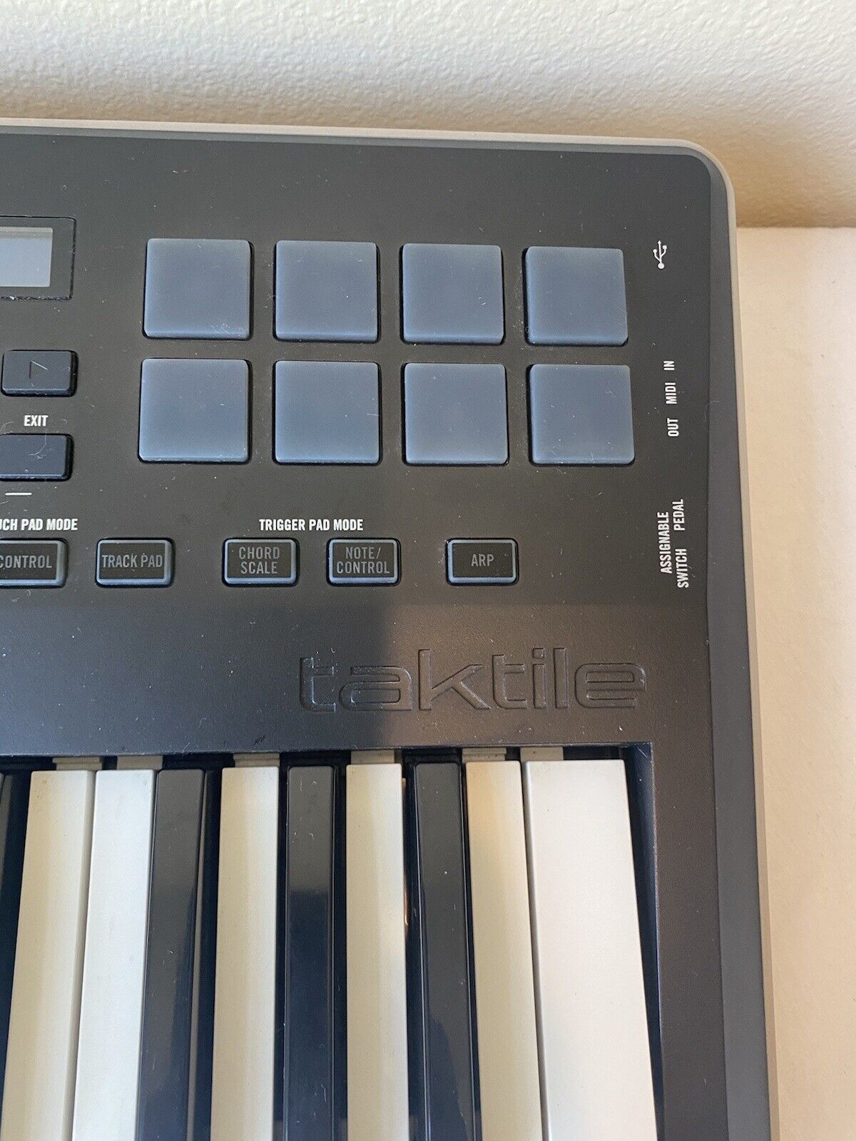 KORG TAKTILE-25 MIDI Keyboard 25 With Box - Fresh Stock Dated February 2026