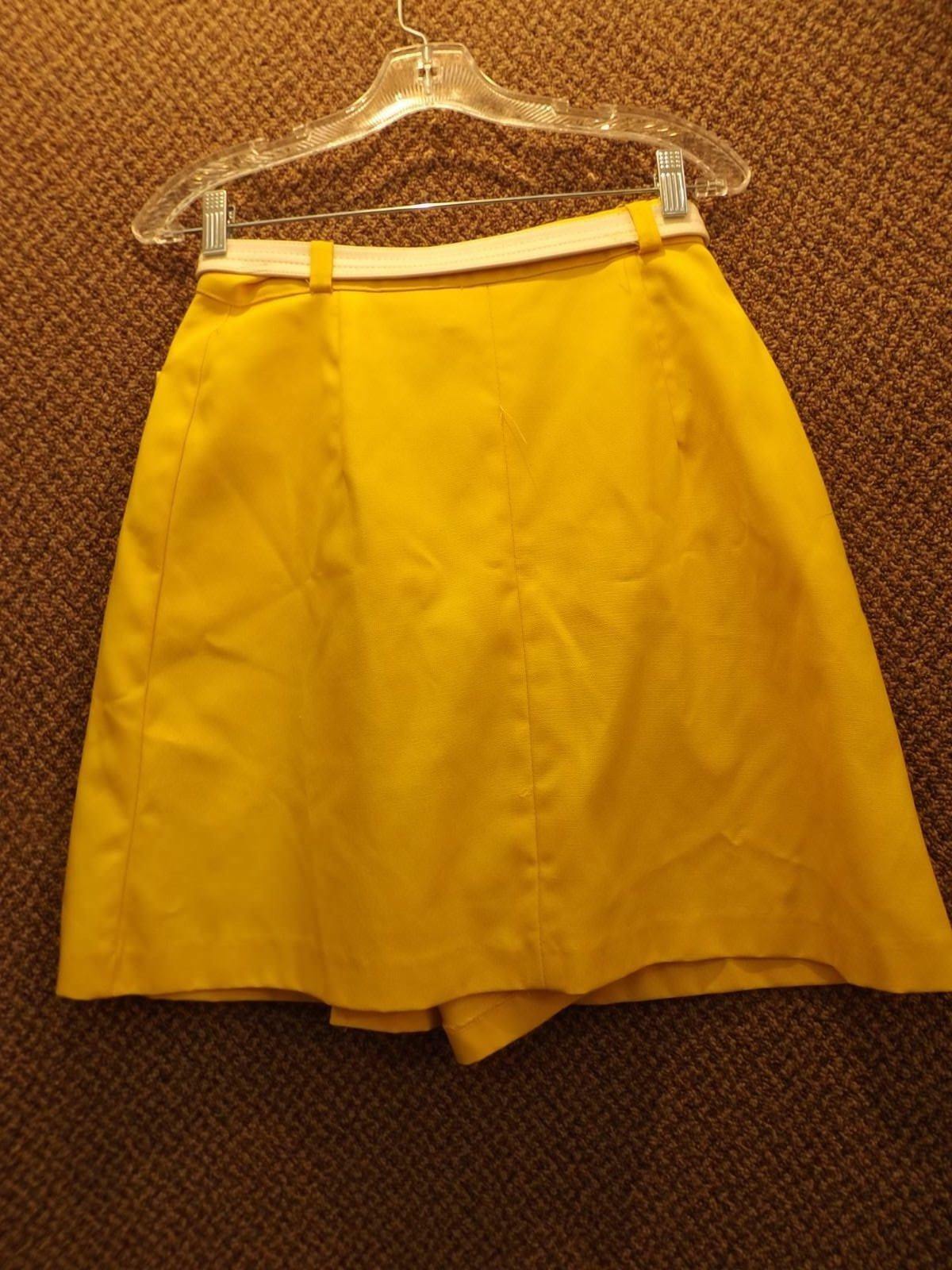 Unworn? Vtg 70s White Stag Sporty Hi-Waist Yellow Skorts Skirt Shorts Womens 12 - Fresh Stock Dated February 2026