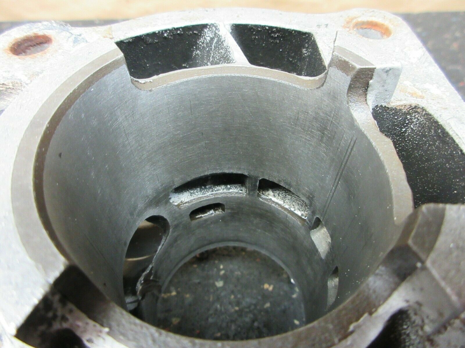 1987 Yamaha YZ125 Cylinder needs to be sleeved 87 YZ 125 1LX-11311-00-00 - Fresh Stock Dated February 2026