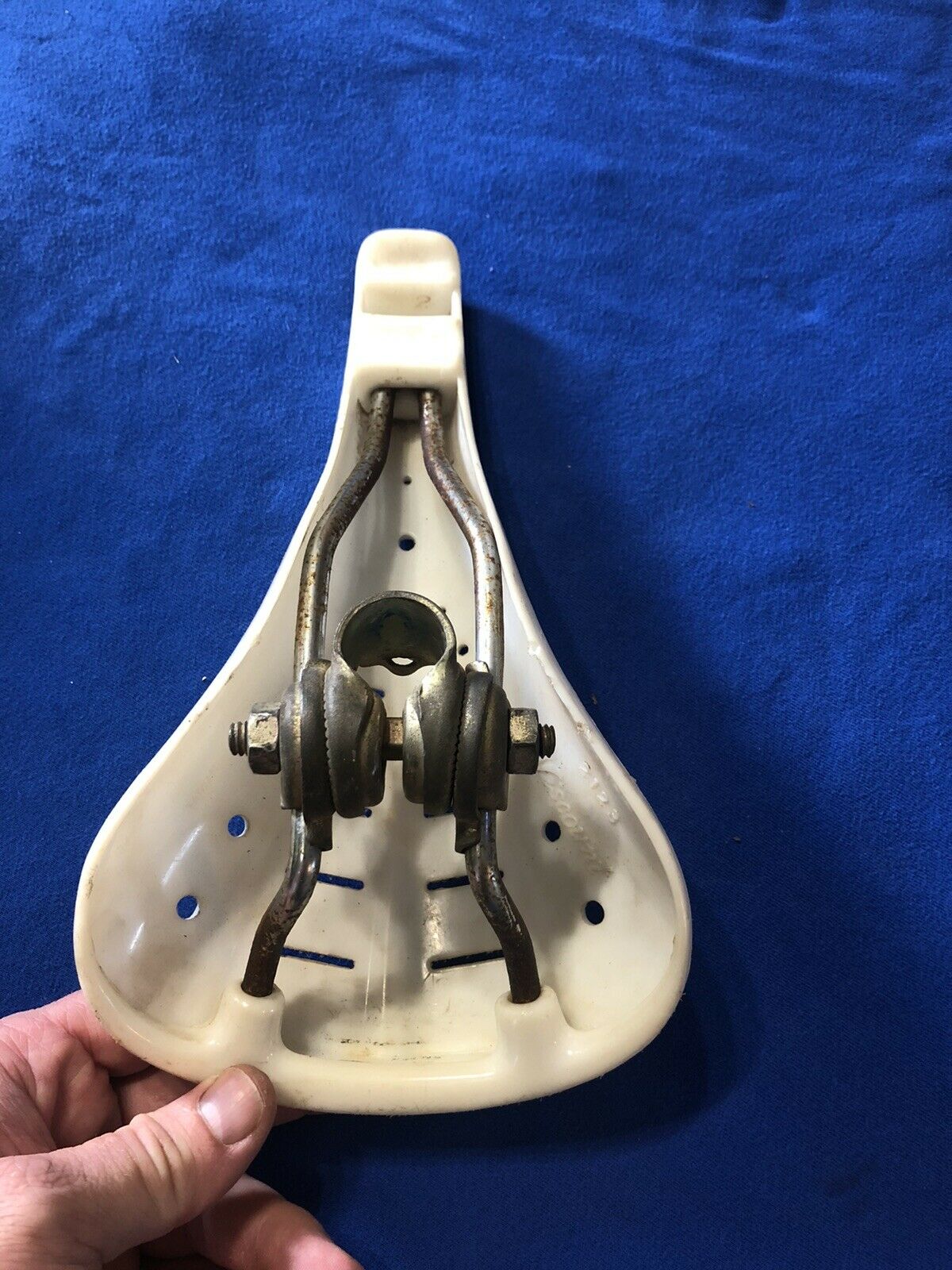 80’s Used Dyno Compe Or Detour White Viscount 2123 Seat OLD SCHOOL BMX - Fresh Stock Dated December 2025