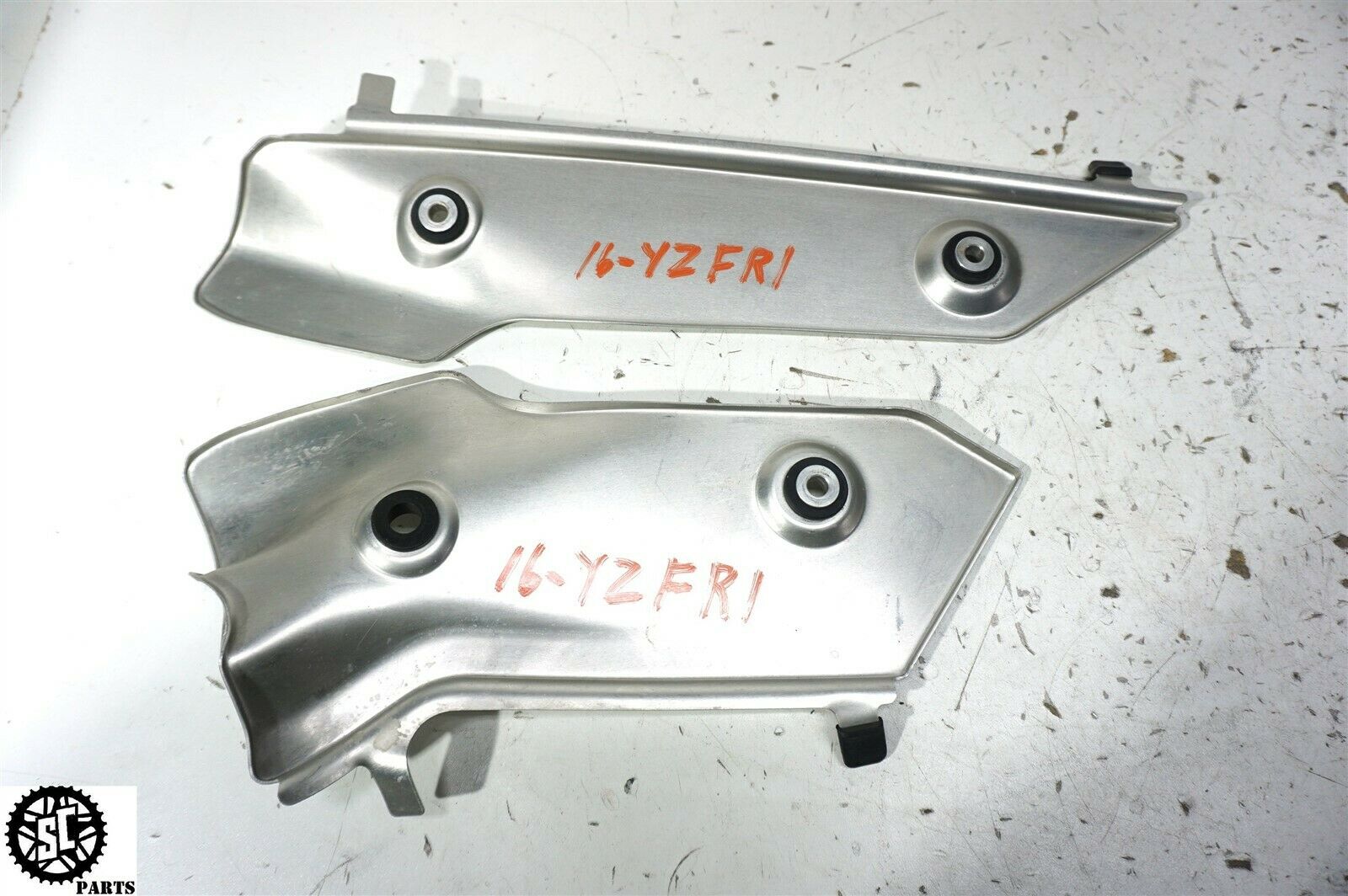 15 16 17 18 19 20 21 YAMAHA YZF R1 EXHAUST HEAT SHIELD GUARD - Fresh Stock Dated February 2026