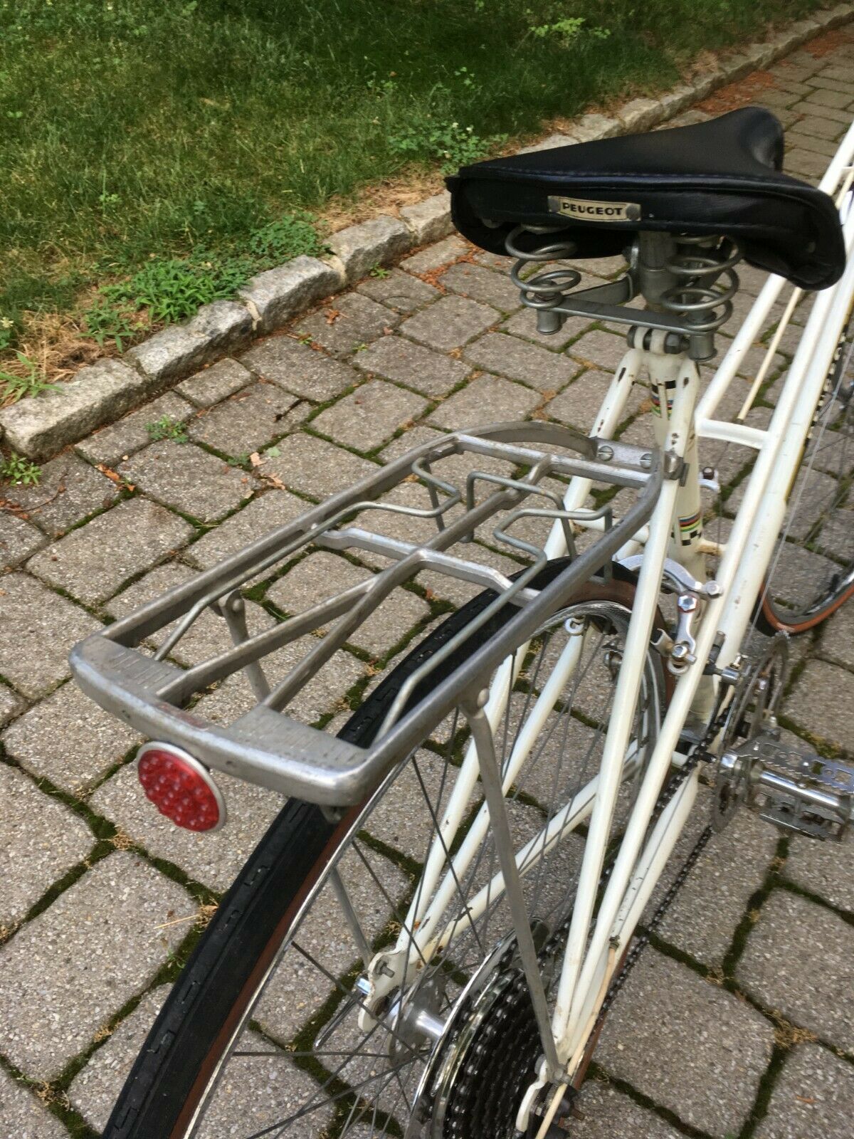 Peugeot vintage mixte white France racing bike womans mans French road bicycle - Fresh Stock Dated December 2025