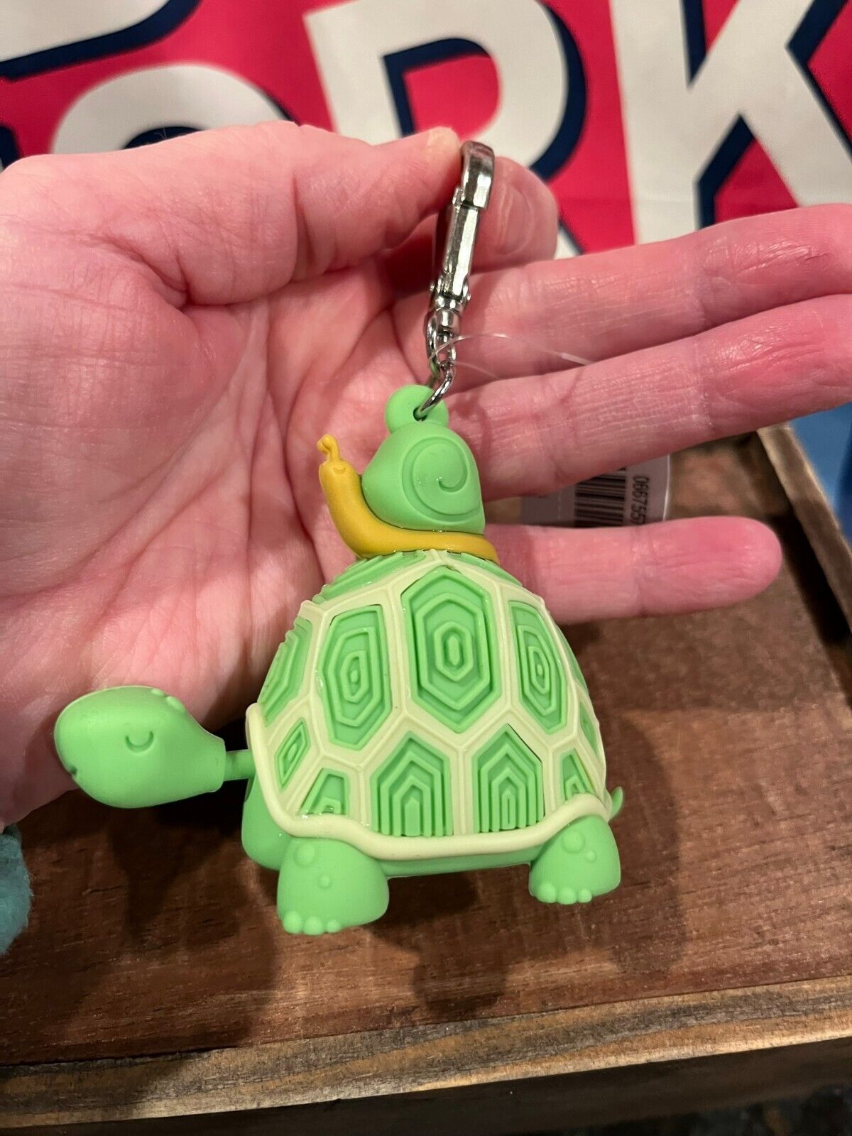 Bath & Body Works GREEN BOBBLEHEAD TURTLE SNAIL Hand Sanitizer Pocket Bac Holder - Fresh Stock Dated February 2026