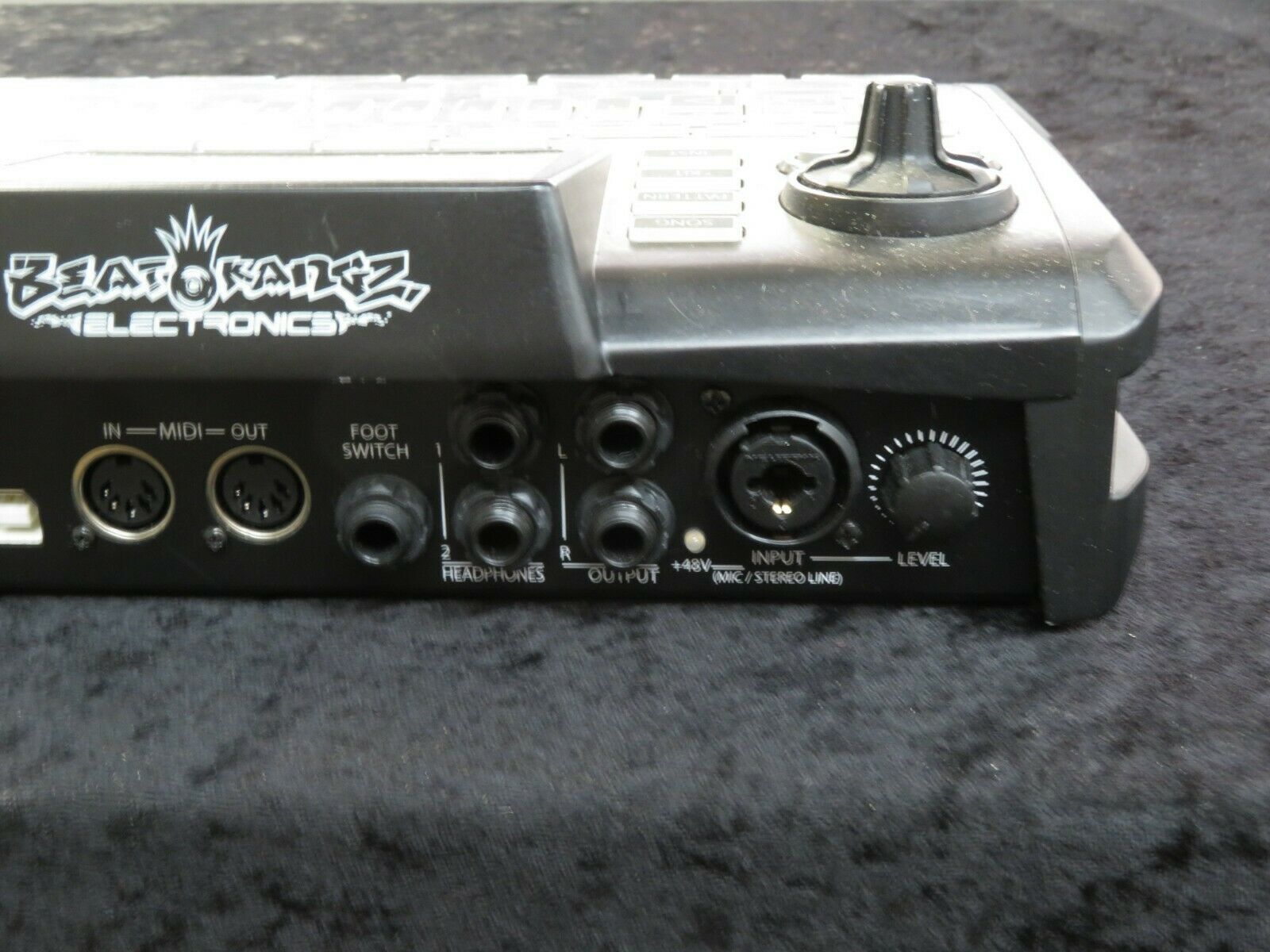 Beat Thang BT-H210 Portable Sampling Drum Machine Workstation - Fresh Stock Dated February 2026