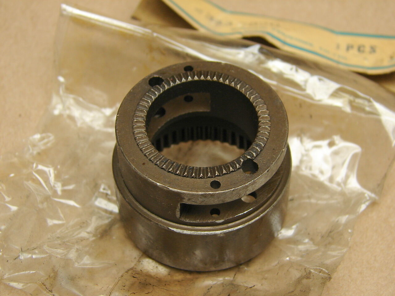 Vintage NOS Shimano Bicycle Three Speed Hub Part #333 2800 - Fresh Stock Dated December 2025