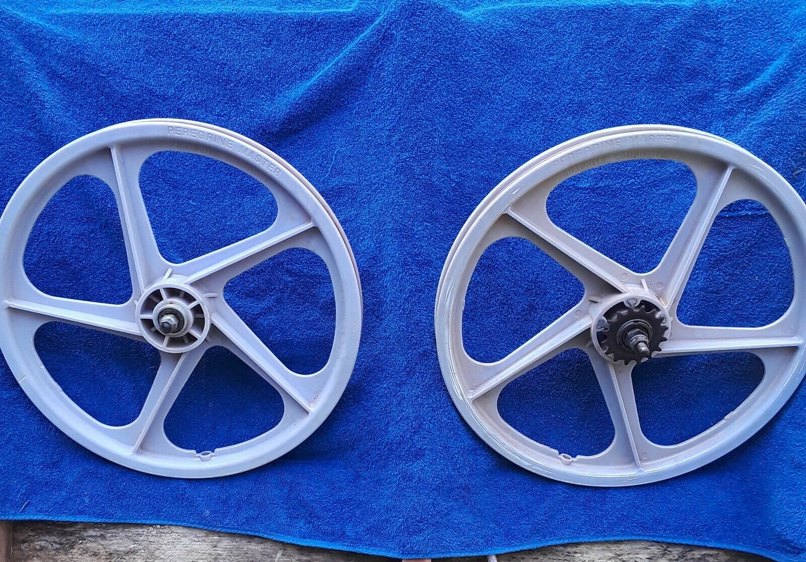 Red Line 20 inch BMX Peregrine Radberry vintage Old school mags - Fresh Stock Dated December 2025