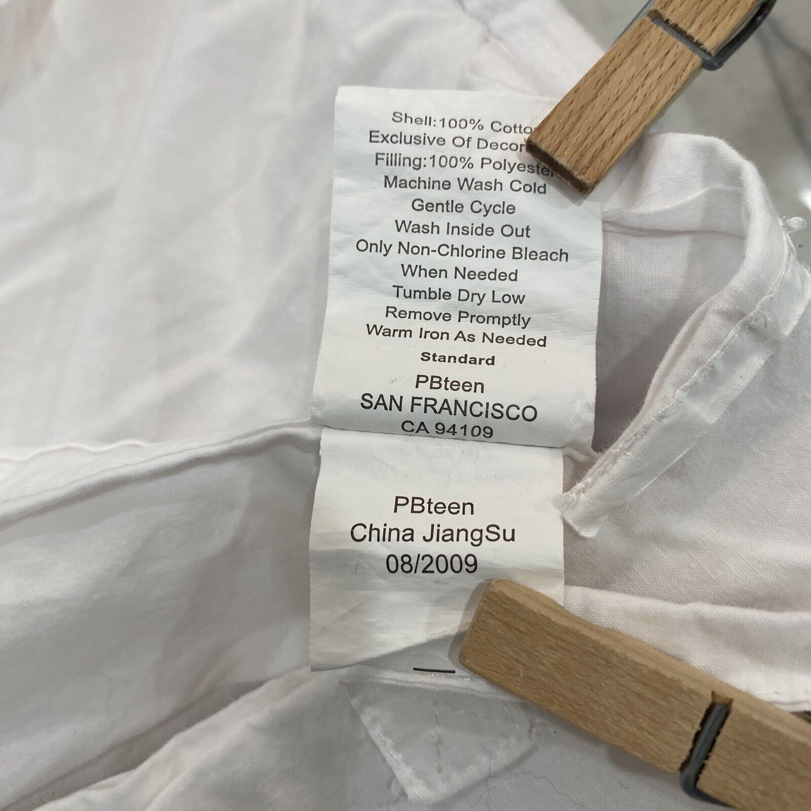 Pottery Barn Teen White Standard Pillow Sham Crinkle Puff Pompom Pom Pom  26x20 - Fresh Stock Dated February 2026