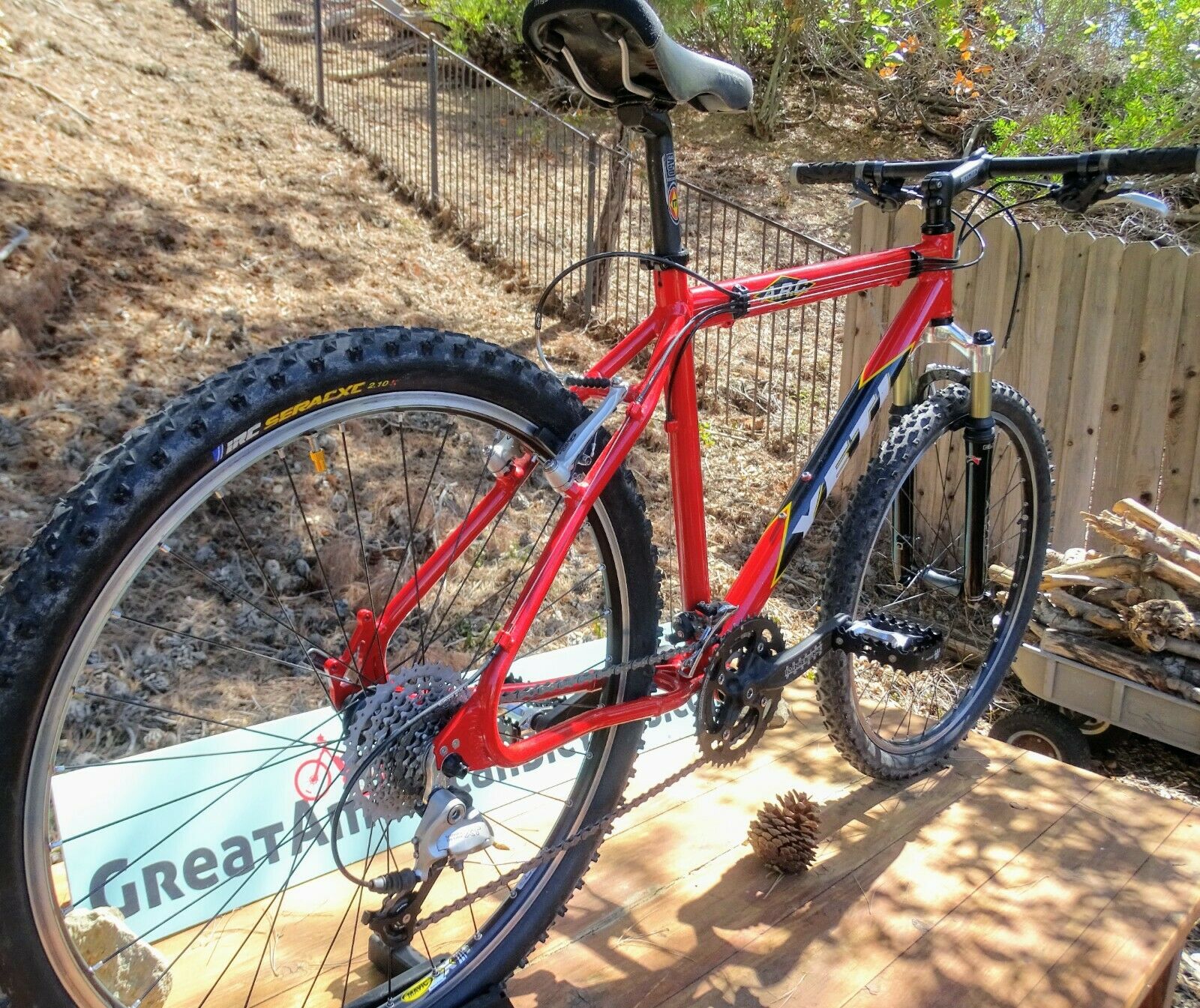 Vintage Yeti A.R.C.  Alloy Racing Composites ARC Super clean Golden Colorado USA - Fresh Stock Dated February 2026