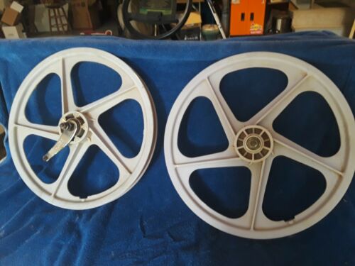 Red Line 20 inch BMX Peregrine Radberry vintage Old school mags - Fresh Stock Dated December 2025