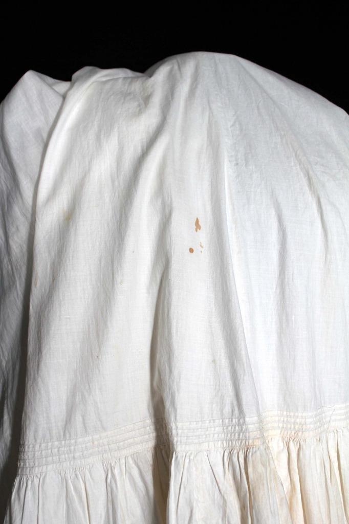 ANTIQUE FRENCH LONG EDWARDIAN WHITE COTTON PETTICOAT WITH  LACE TRIM 26