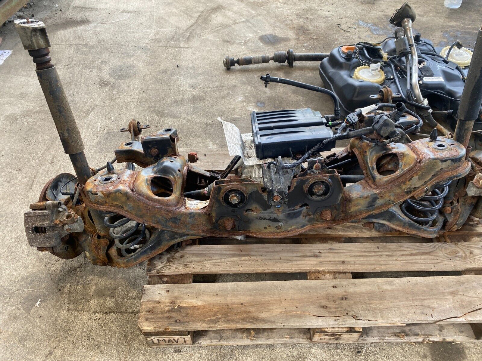 VOLVO S40 V50 C30 AWD SWAP W/ MANUAL TRANSMISSION DIFFS TANK ETC - Fresh Stock Dated February 2026