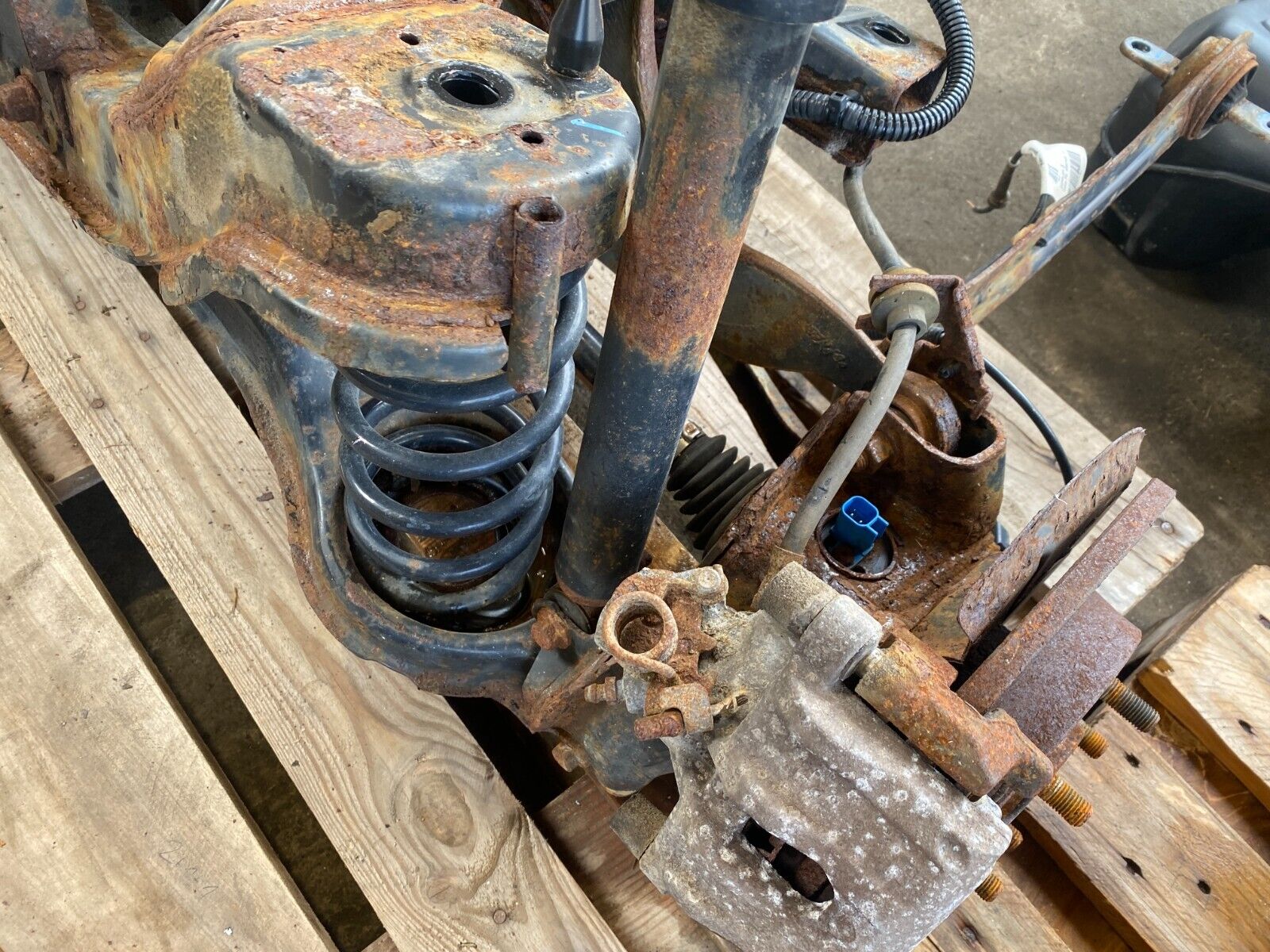 VOLVO S40 V50 C30 AWD SWAP W/ MANUAL TRANSMISSION DIFFS TANK ETC - Fresh Stock Dated February 2026